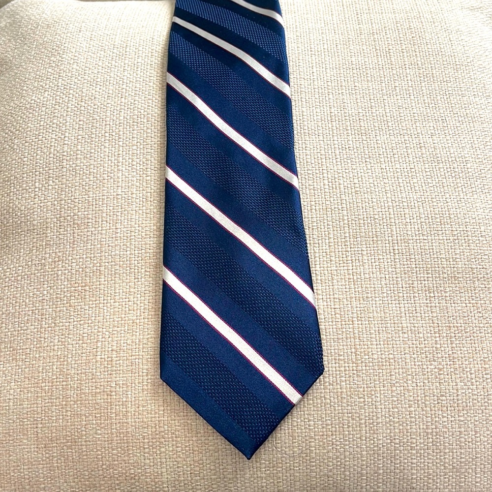 Paul Fredrick Elegant Blue Silk Tie